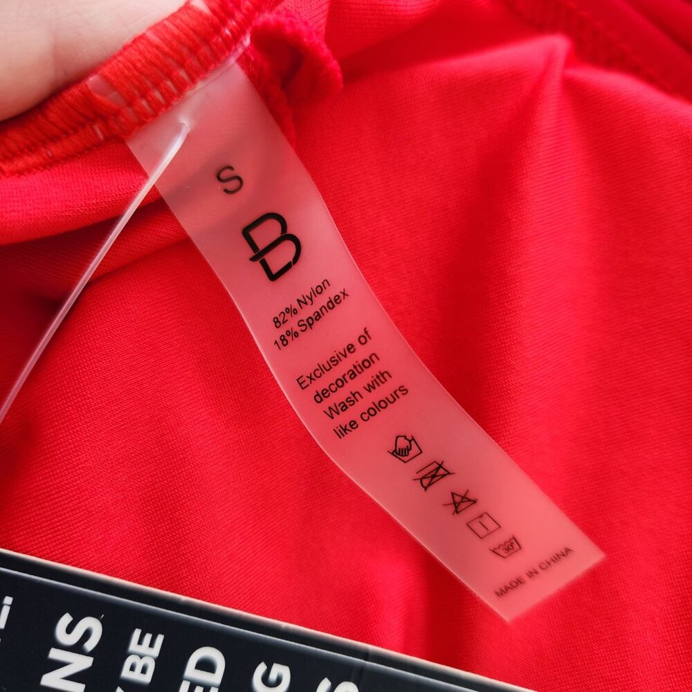 Blooming Jelly Red Cutout One Piece Swimsuit Monokini Beach Pool Vacation Sexy - Picture 5 of 6